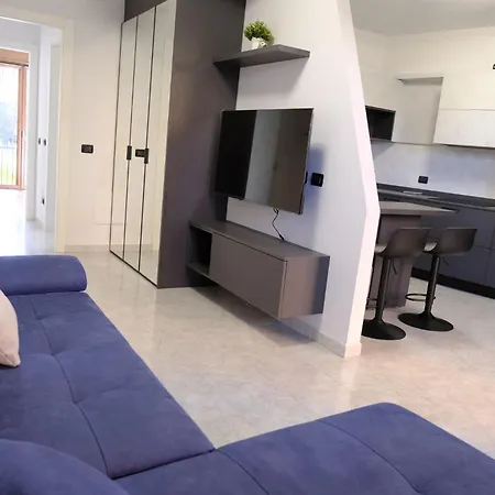 Апартаменты Stay&go - Bilocale Con Giardino